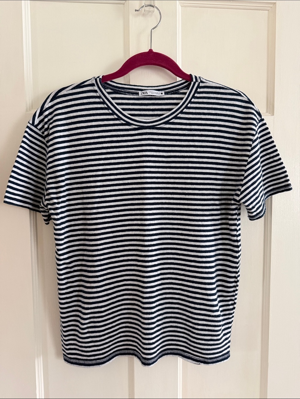 🫐 Zara navy/white striped linen top. Size M.